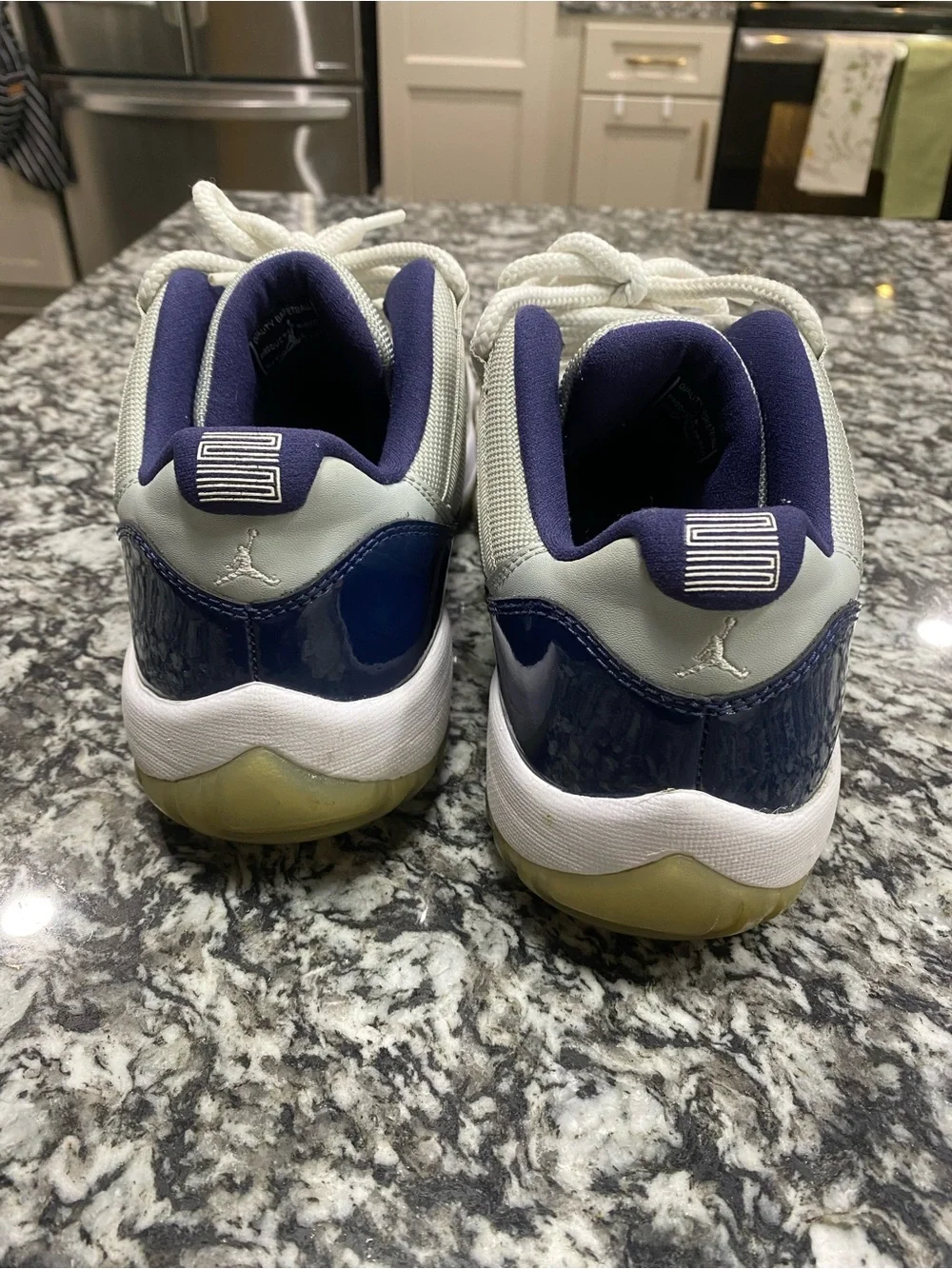 2015 Air Jordan 11 Retro Low 'Georgetown'